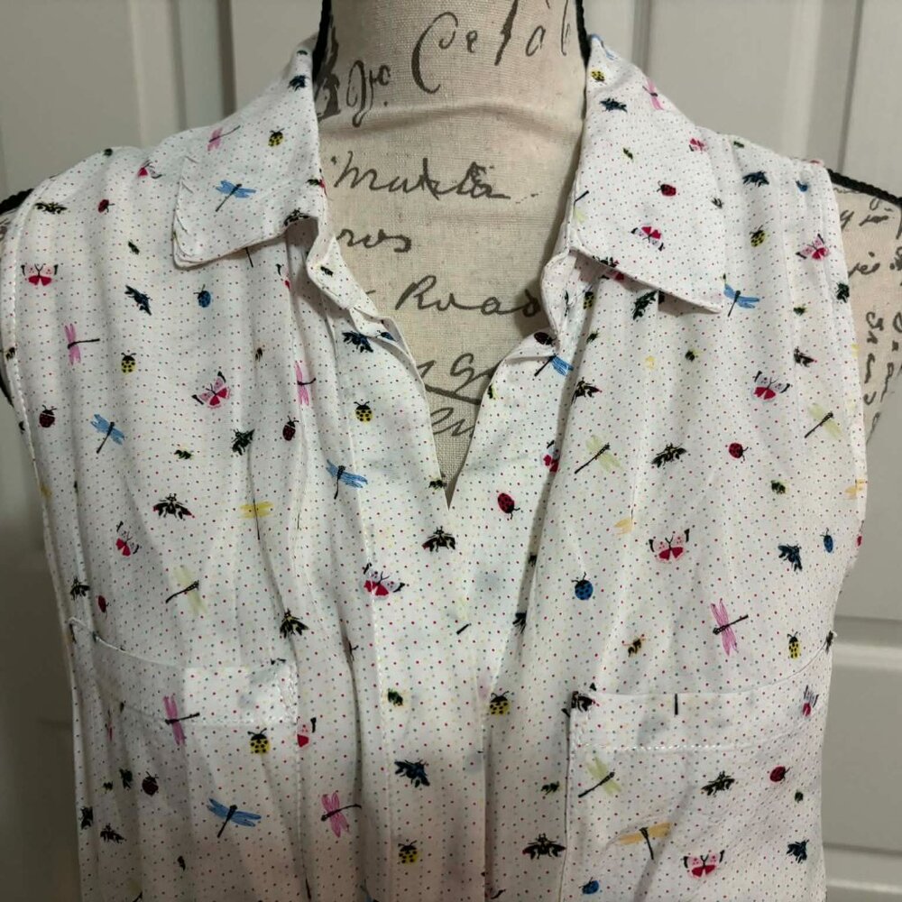 Women's White Sleeve-Less Top with Dragonflies & Ladybugs - Picture 2 of 5